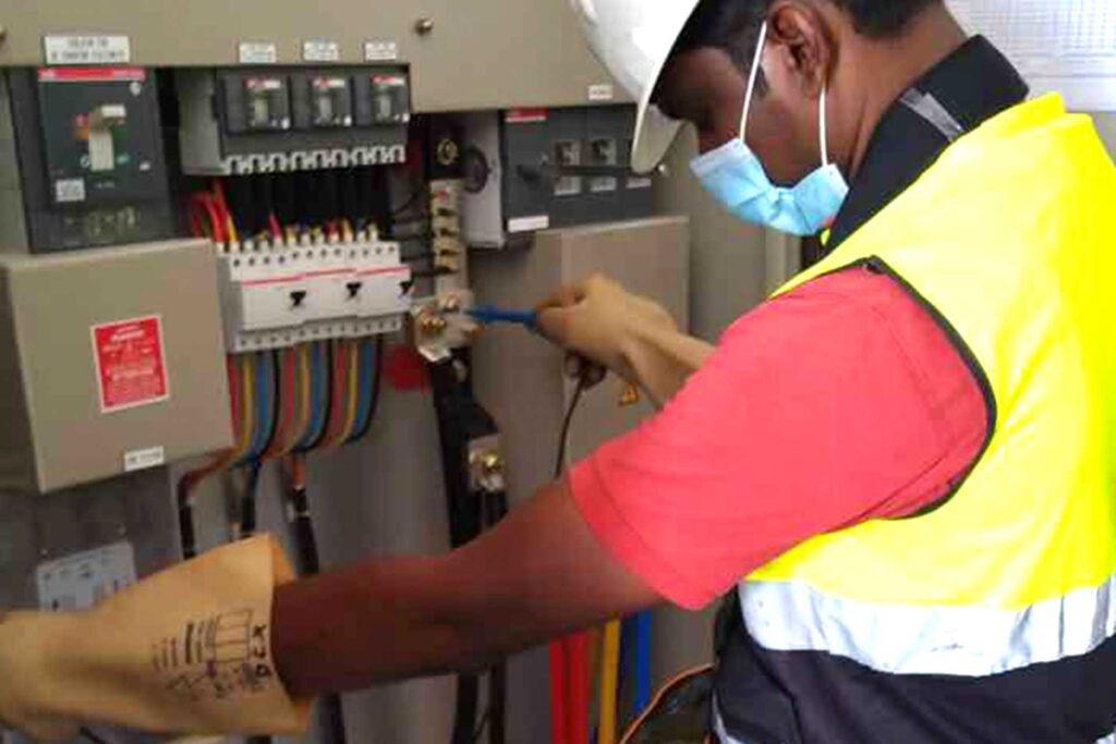DCX Power team performing current test